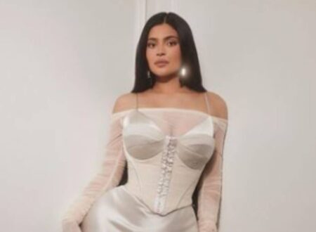 Kylie Jenner’s Net Worth 2022 .