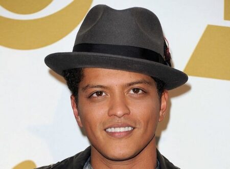 Bruno Mars Net Worth 2022 .